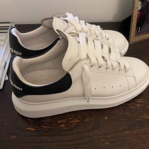 Men’s Alexander McQueen Sneaker